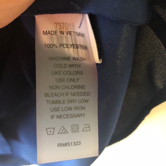 CHAUS BUTTON DOWN - Picture 9 of 9